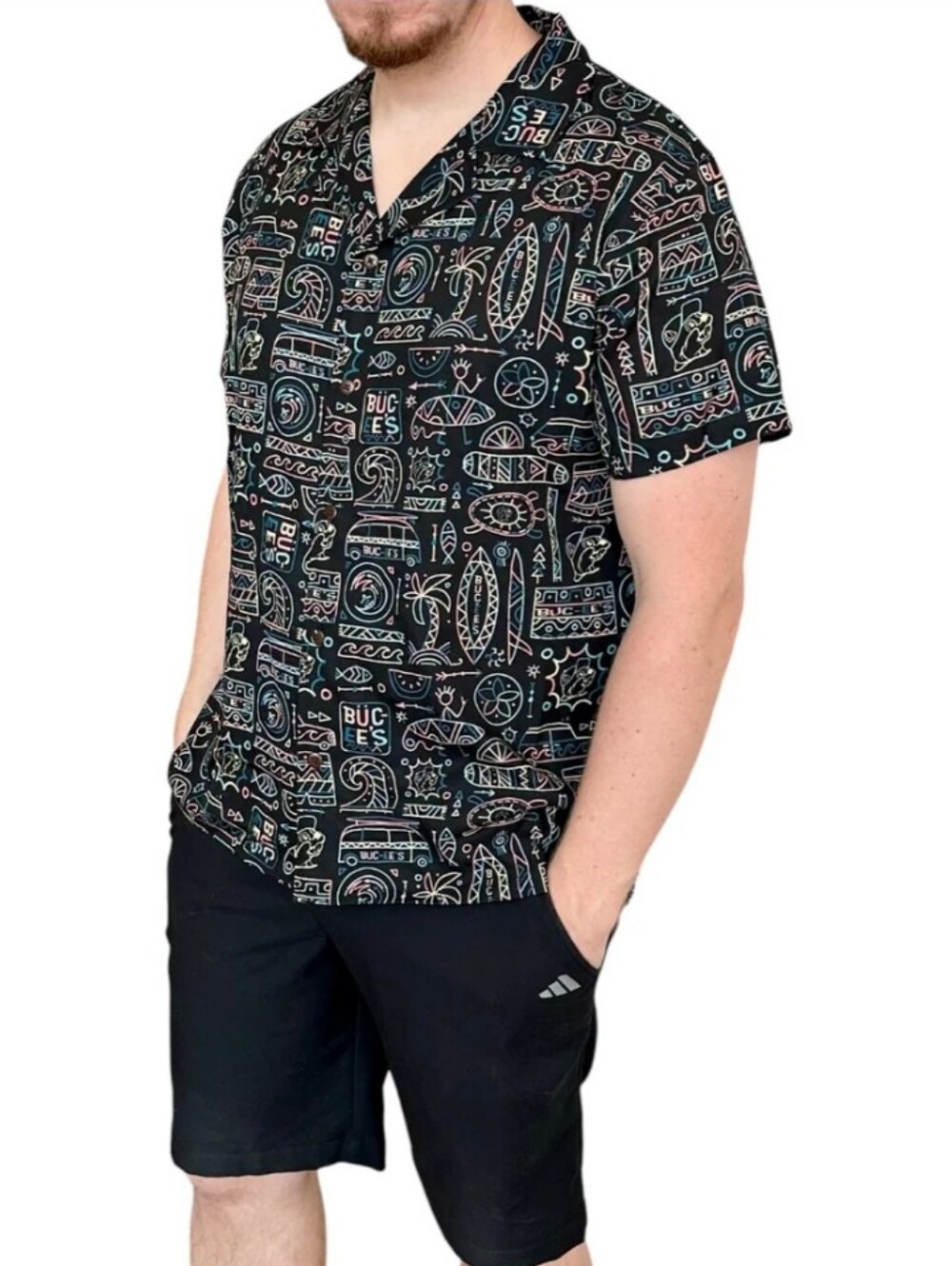 Buc-ee's Black Short-Sleeve Button-Up Camp Shirt with Tiki Neon Surf Print NWT